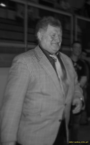 Powiększ