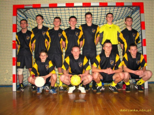 Powiększ