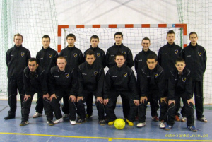 Powiększ