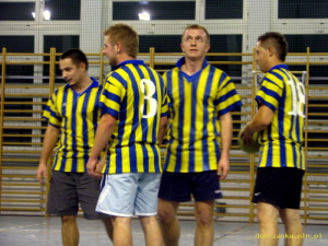 Powiększ