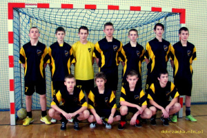 Powiększ