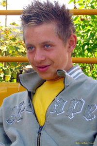 Powiększ