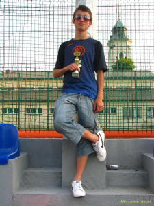 Powiększ