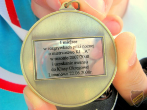 Powiększ