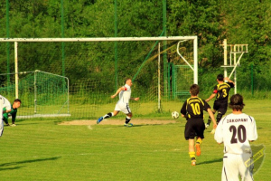 Powiększ