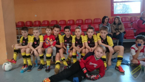 Powiększ